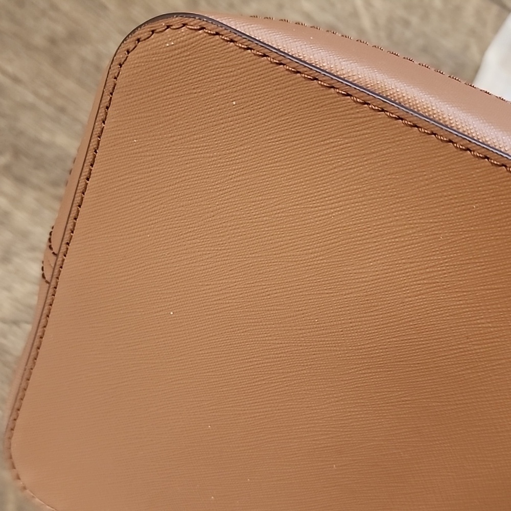 LARGE MICHEL KORS BAG. - Picture 12 of 12